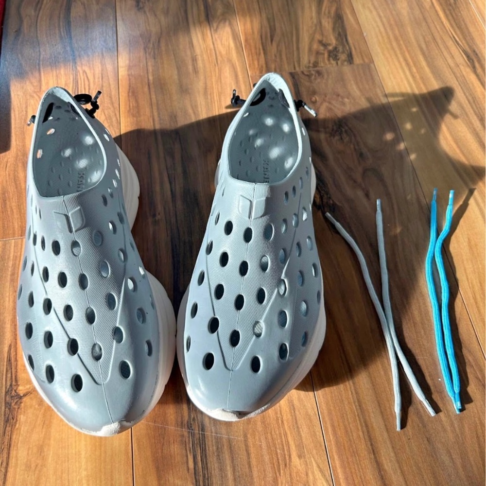 KANE recovery shoes